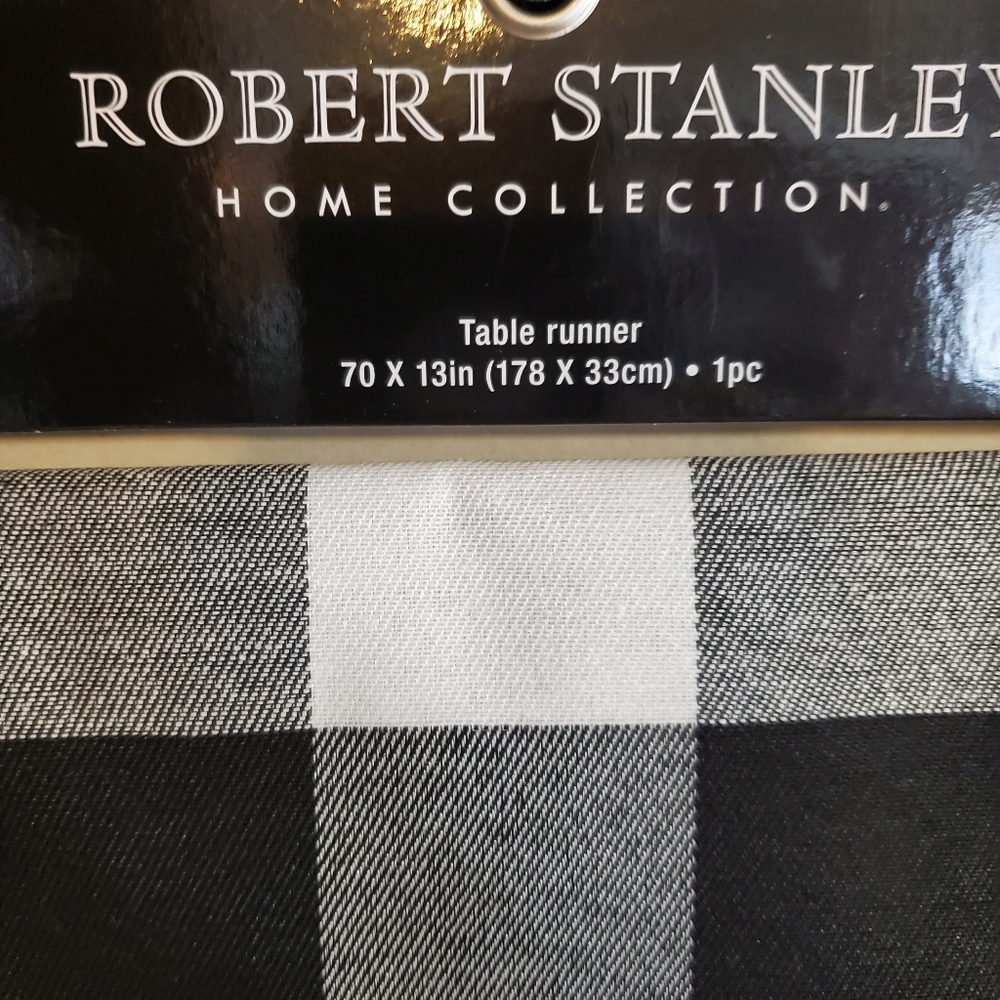 Buffalo Big Check/Plaid Table Runner Farmhouse Black and White 70" Long 13" Wide - Picture 3 of 3